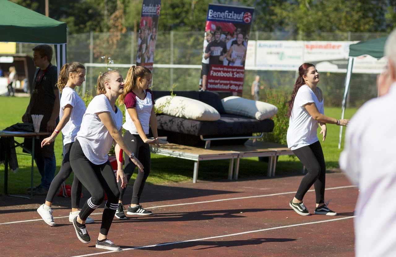 Bild vom 9. Benefizlauf im Jahr 2016. Dies ist das 172. Bild.